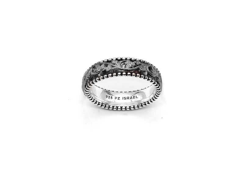 Leaf Lace Spinner Ring
