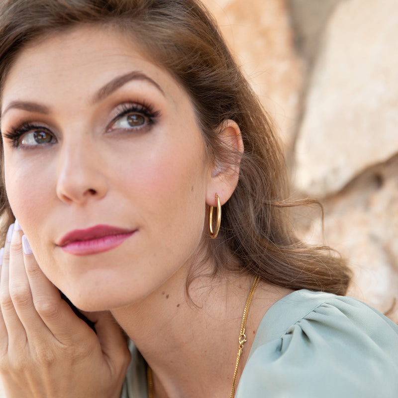 Solid Gold Oval Hoop Earrings