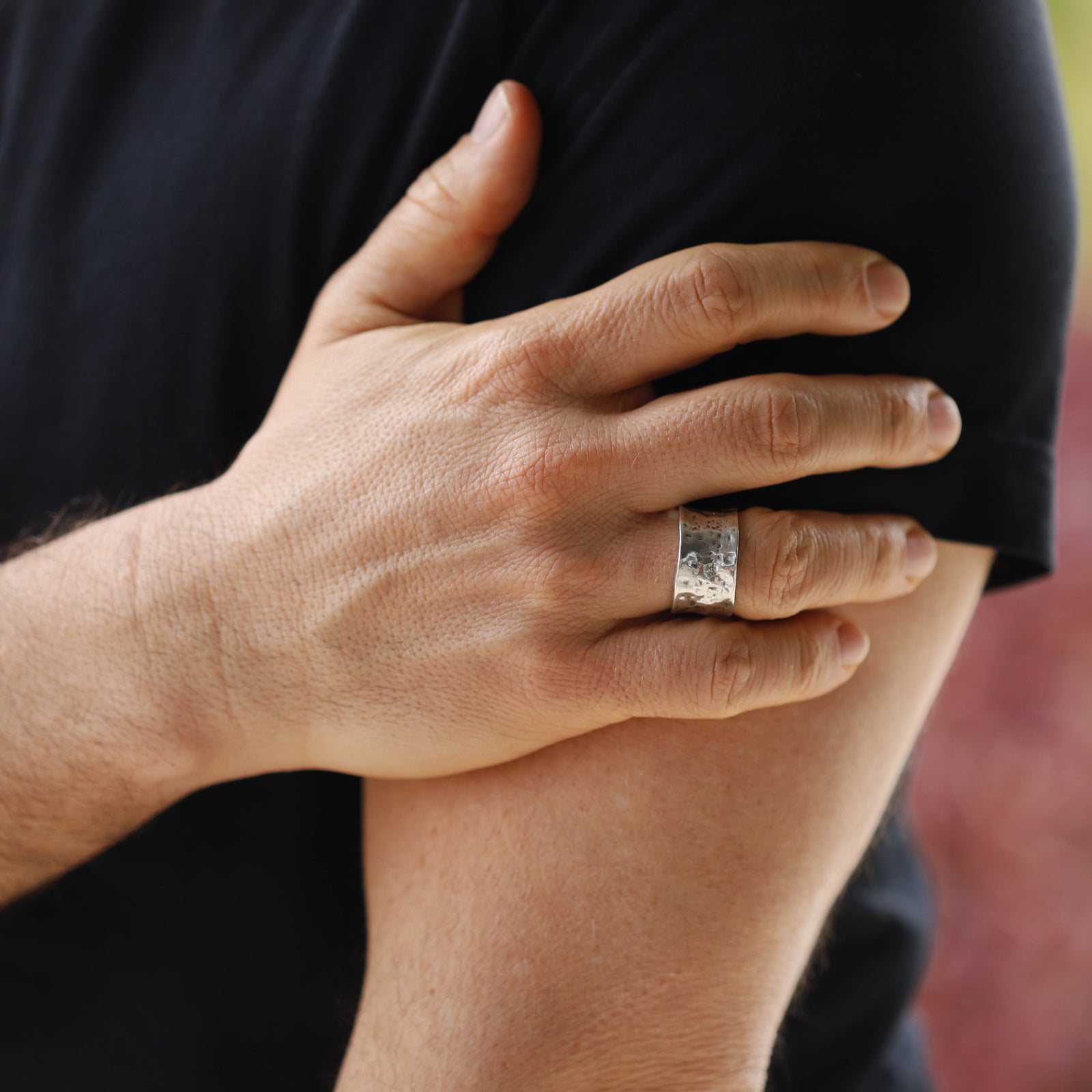 Men's Hammered Wide Band Ring – dannynewfeldjewelry Men's Hammered Wide Band Ring – dannynewfeldjewelry