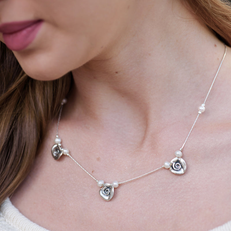 Roses and Pearls Necklace