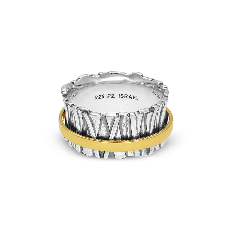 Ruffle Spinner Ring