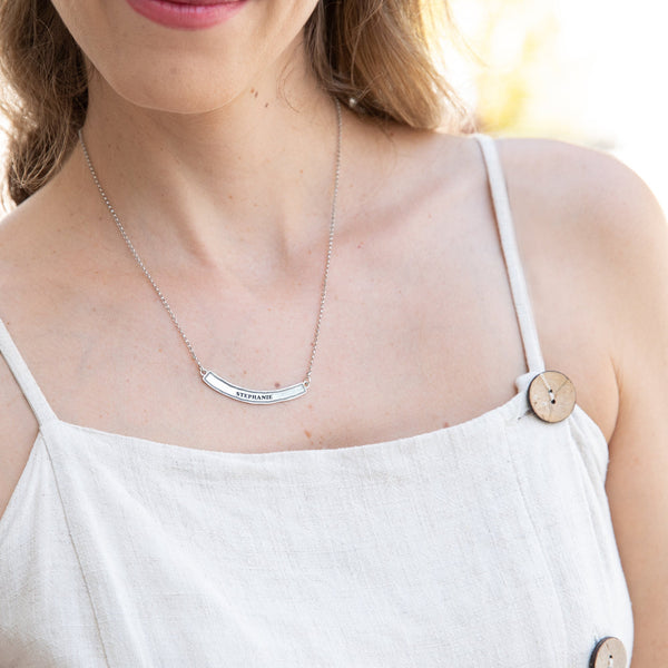 Personalized Curved Bar Name Necklace